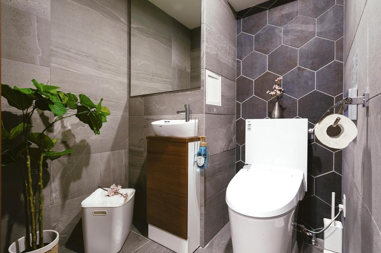 Cherry Blooming Tokyo- All Suite Boutique Hotel 东京伊樱里-中央区全套房艺术酒店 Exterior foto